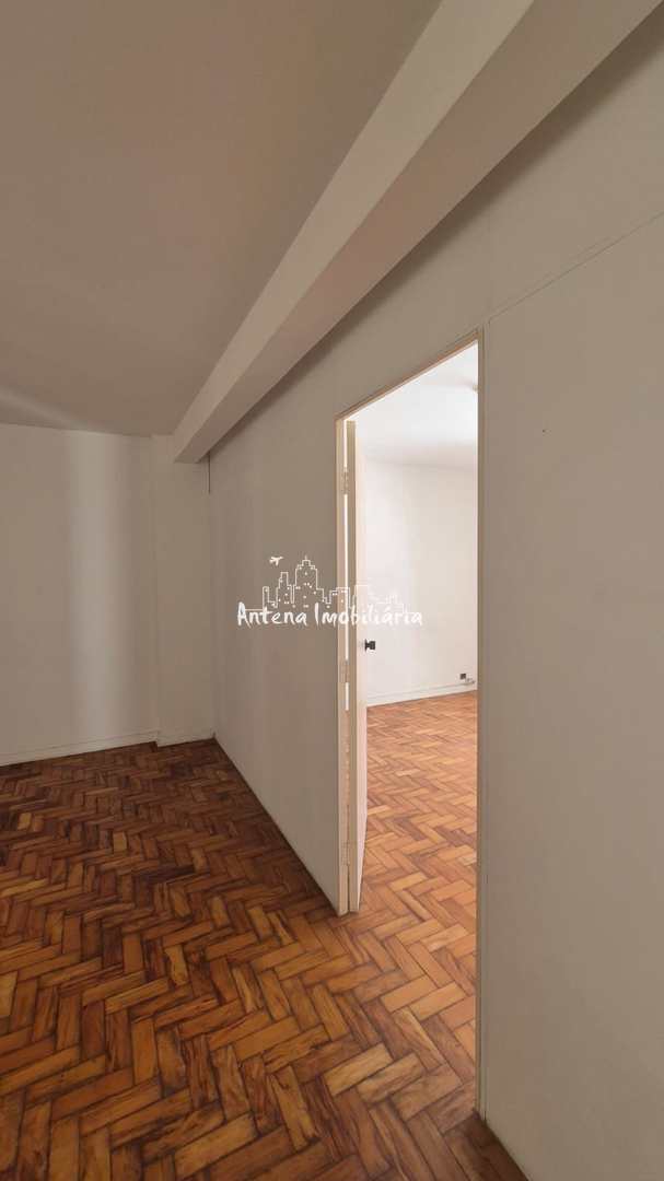 Apartamento à venda com 2 quartos, 68m² - Foto 9