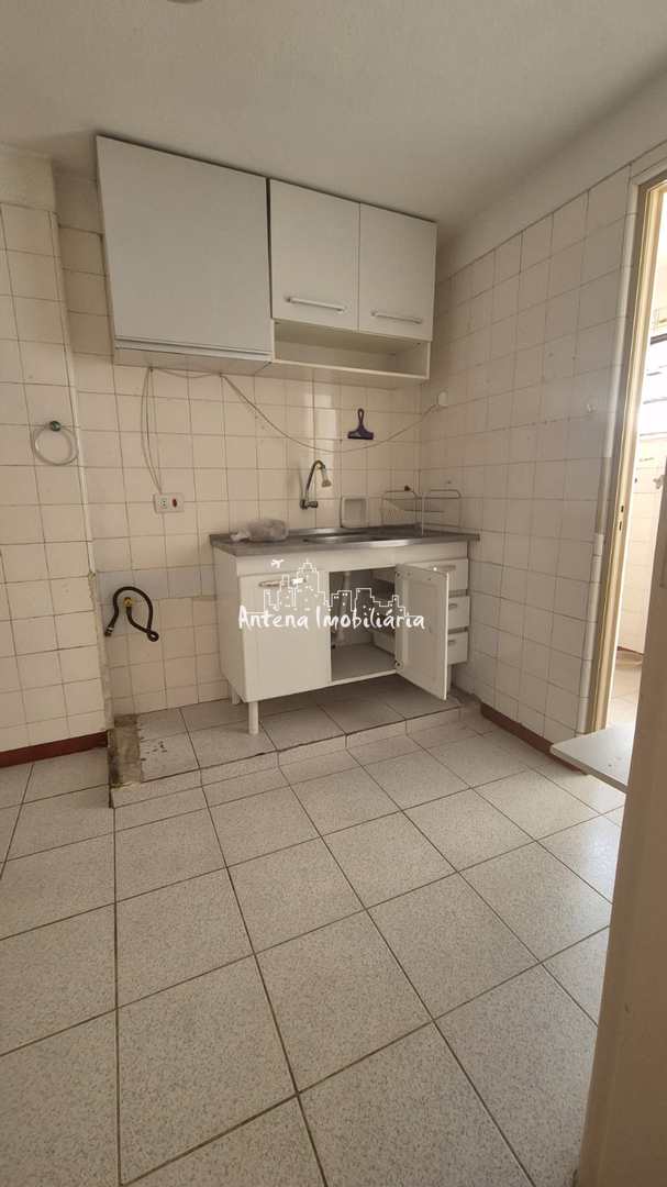 Apartamento à venda com 2 quartos, 68m² - Foto 11