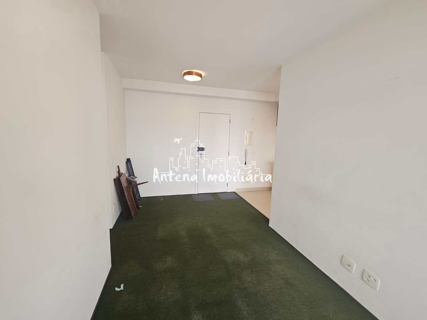 Apartamento à venda com 2 quartos, 65m² - Foto 3