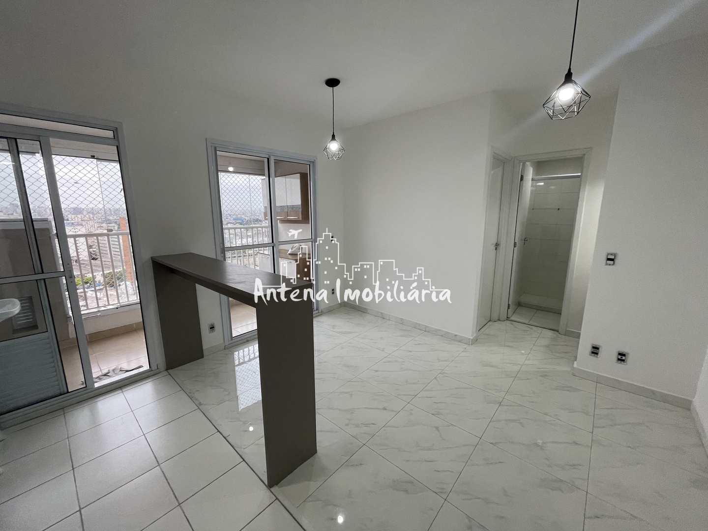 Apartamento à venda com 1 quarto, 38m² - Foto 1