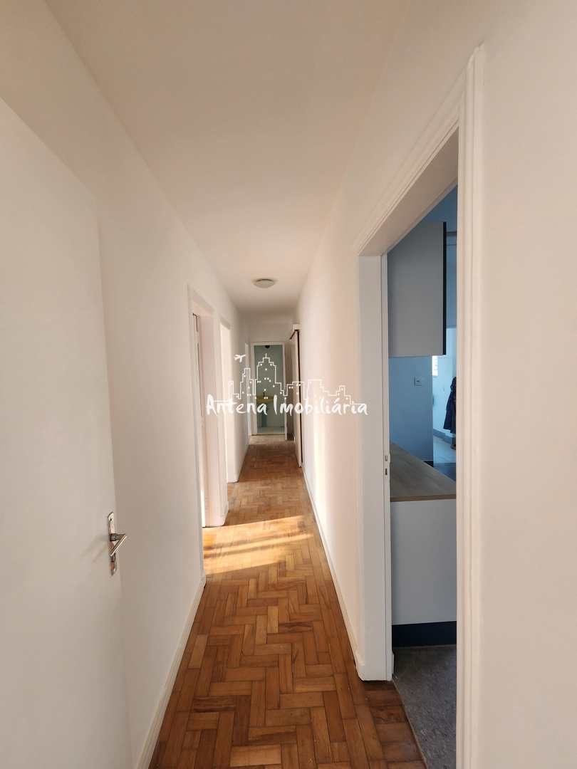 Apartamento para alugar com 3 quartos, 135m² - Foto 5