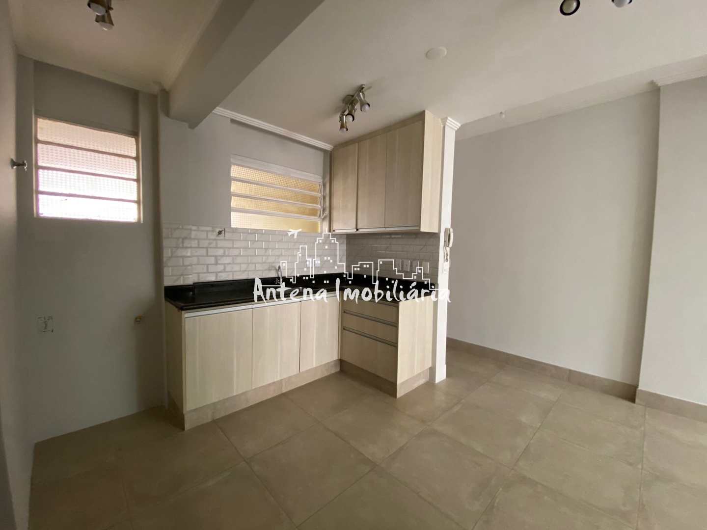 Apartamento à venda com 2 quartos, 55m² - Foto 11