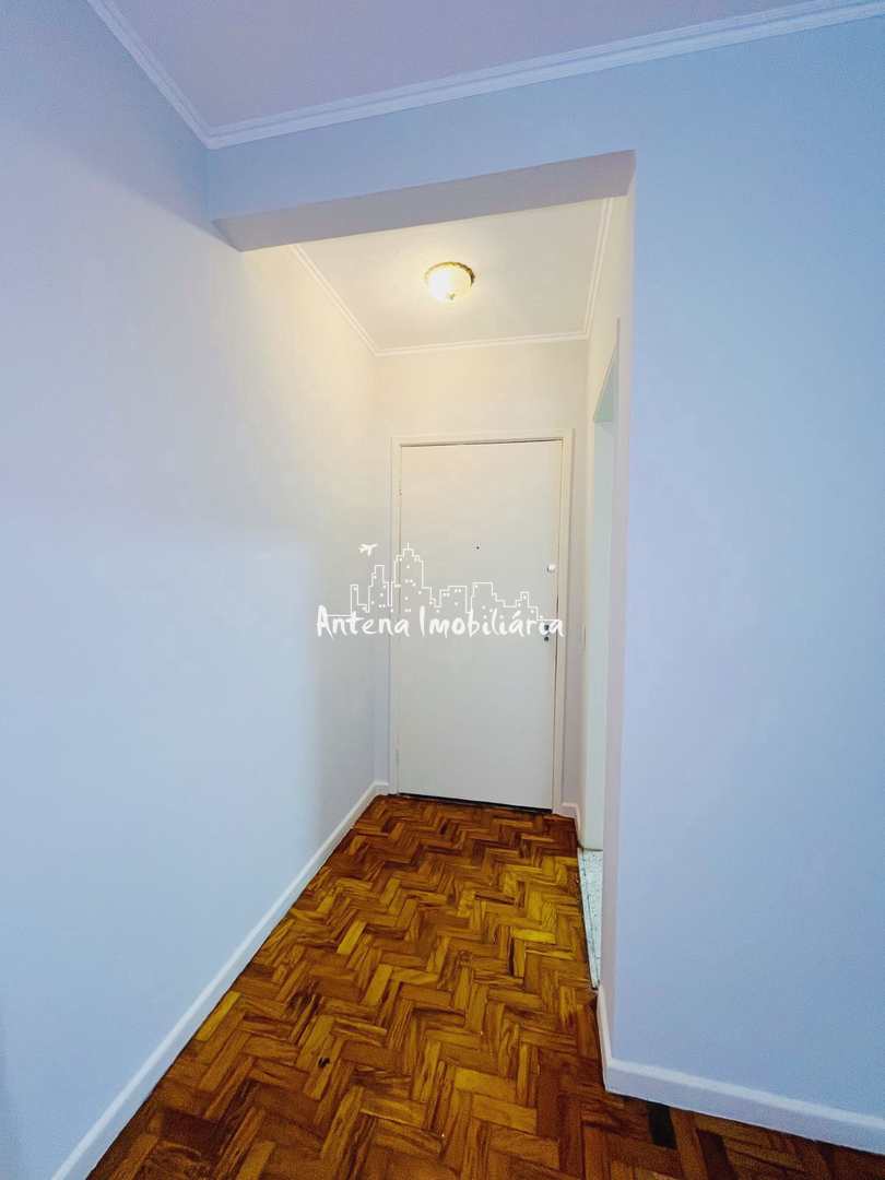 Apartamento para alugar com 3 quartos, 77m² - Foto 2