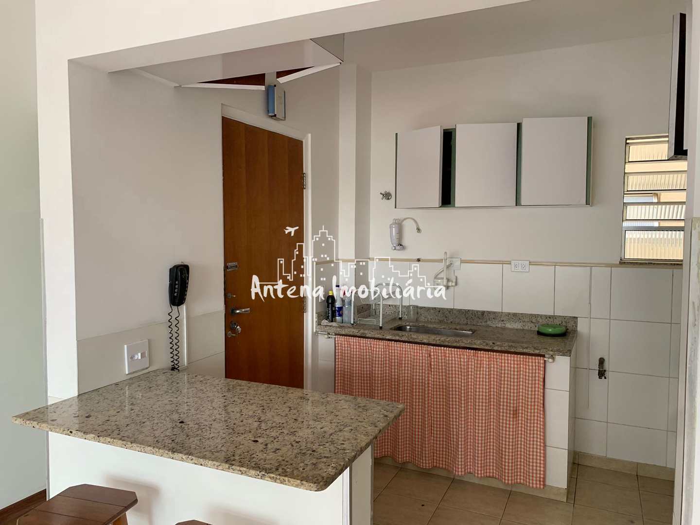 Apartamento para alugar com 3 quartos, 80m² - Foto 13