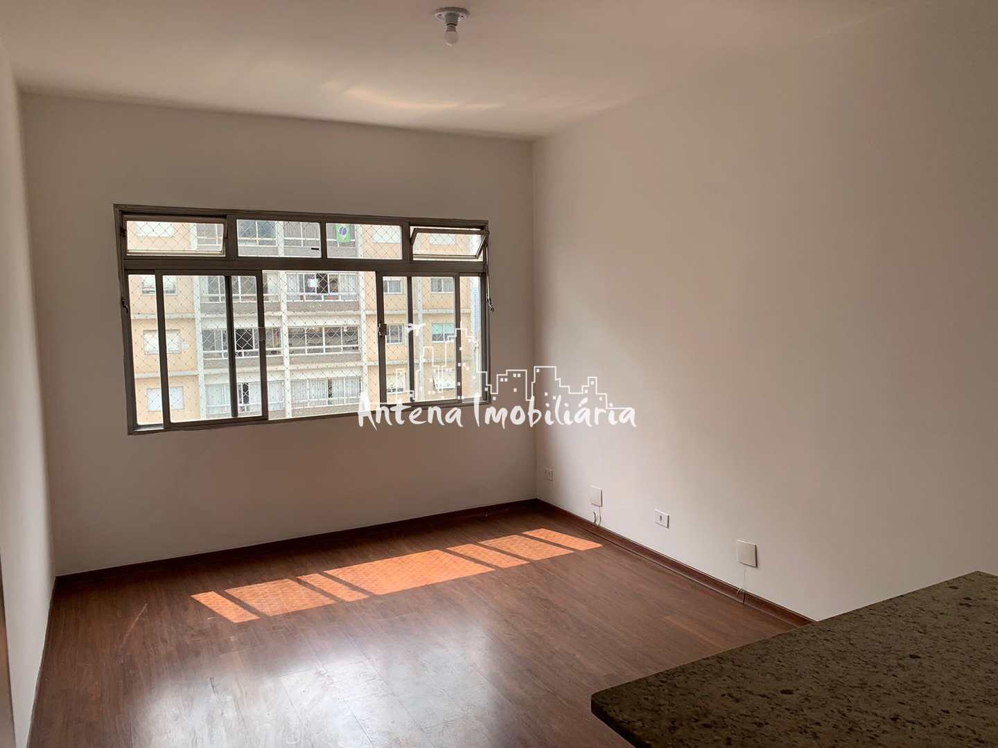 Apartamento para alugar com 3 quartos, 80m² - Foto 1