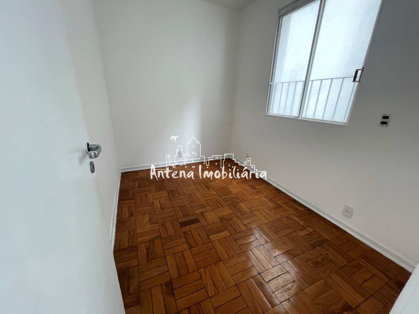 Apartamento à venda com 5 quartos, 272m² - Foto 8