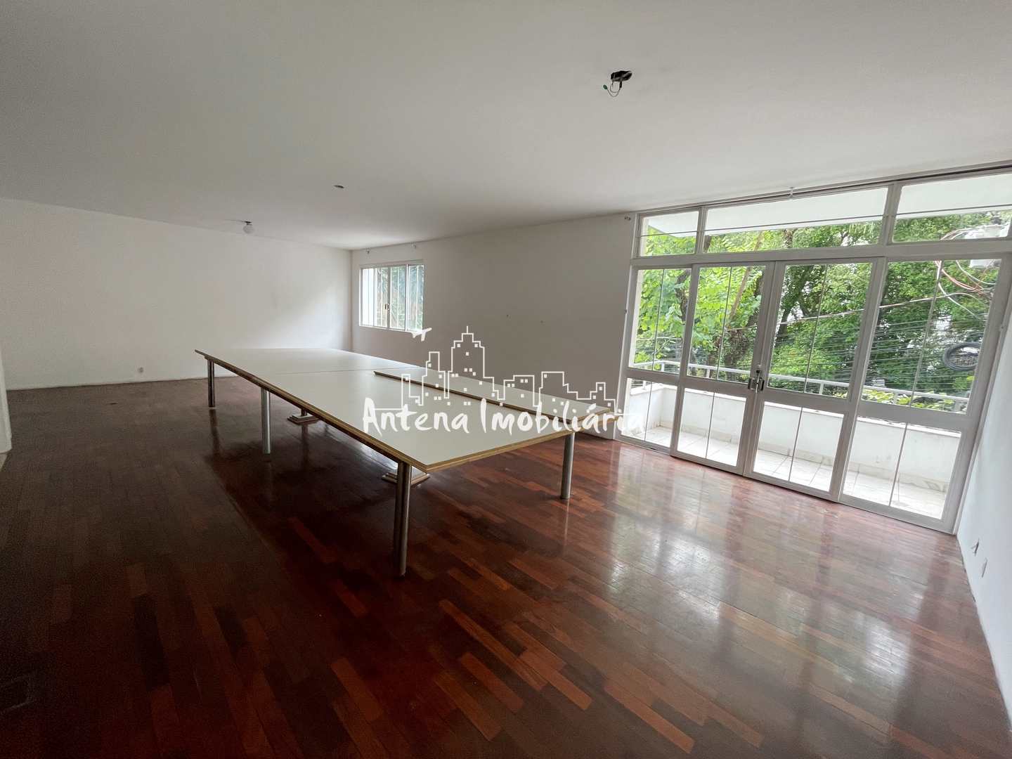 Apartamento à venda com 5 quartos, 272m² - Foto 3