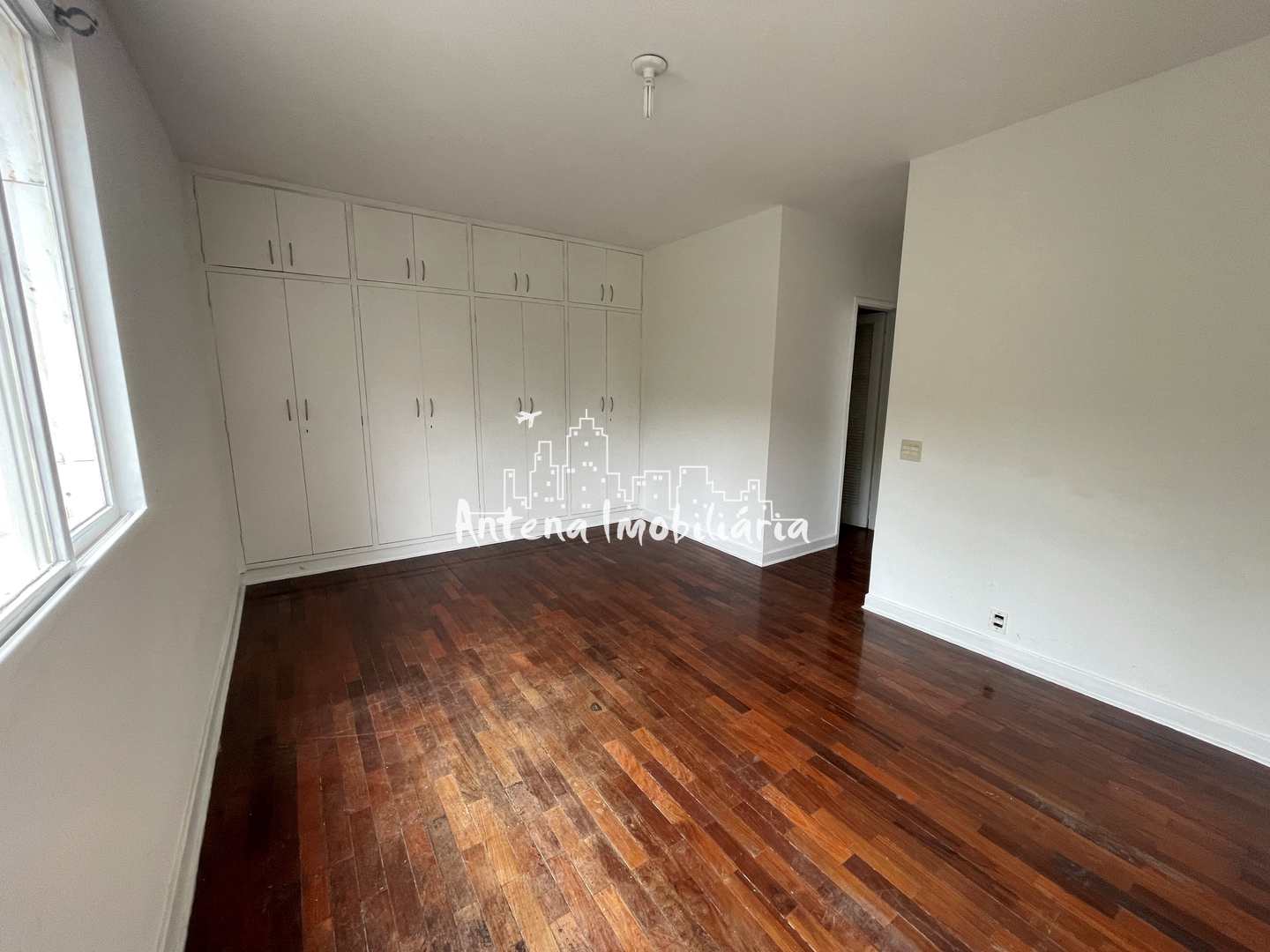 Apartamento à venda com 5 quartos, 272m² - Foto 14