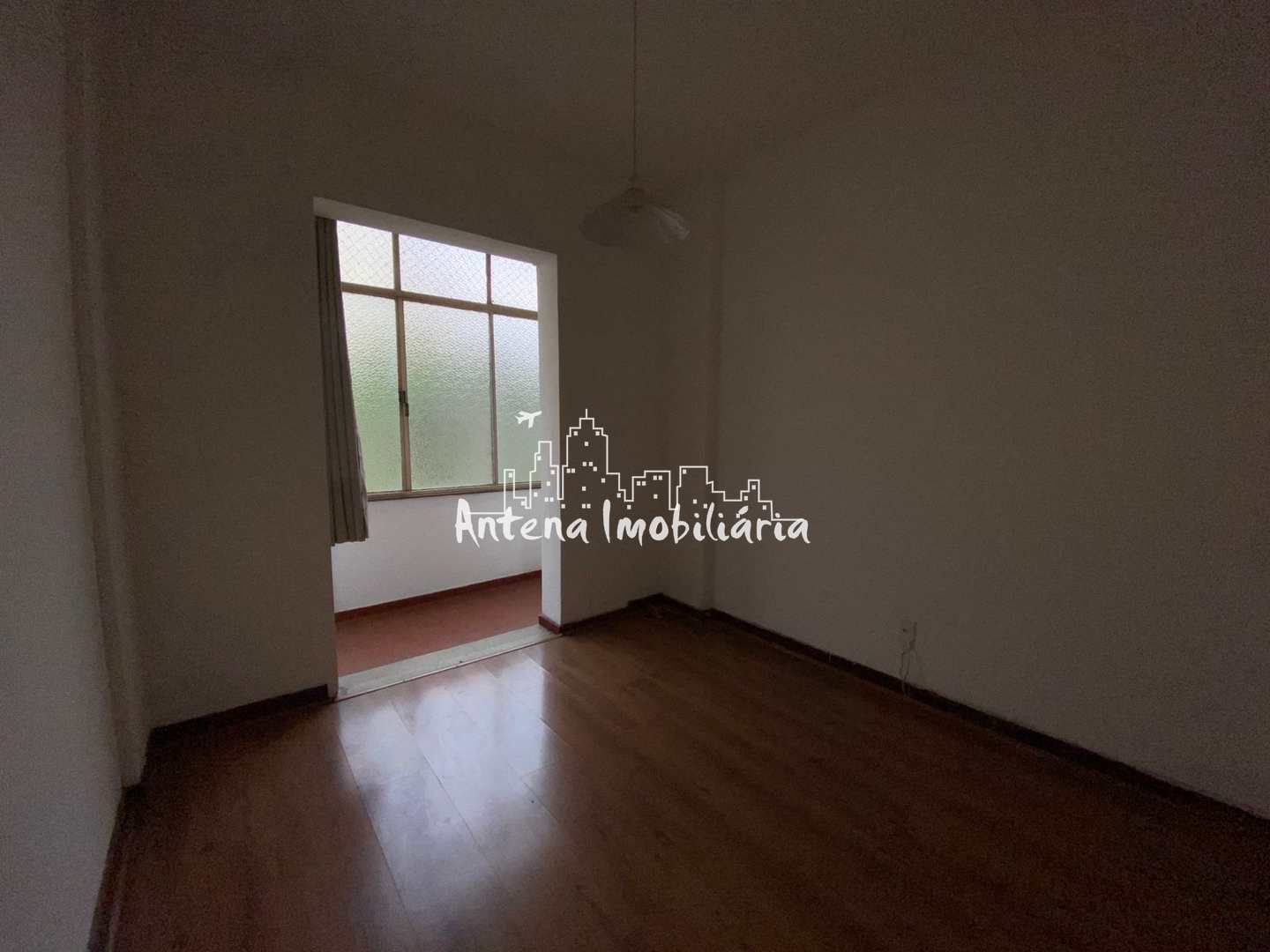 Apartamento à venda com 2 quartos, 70m² - Foto 7