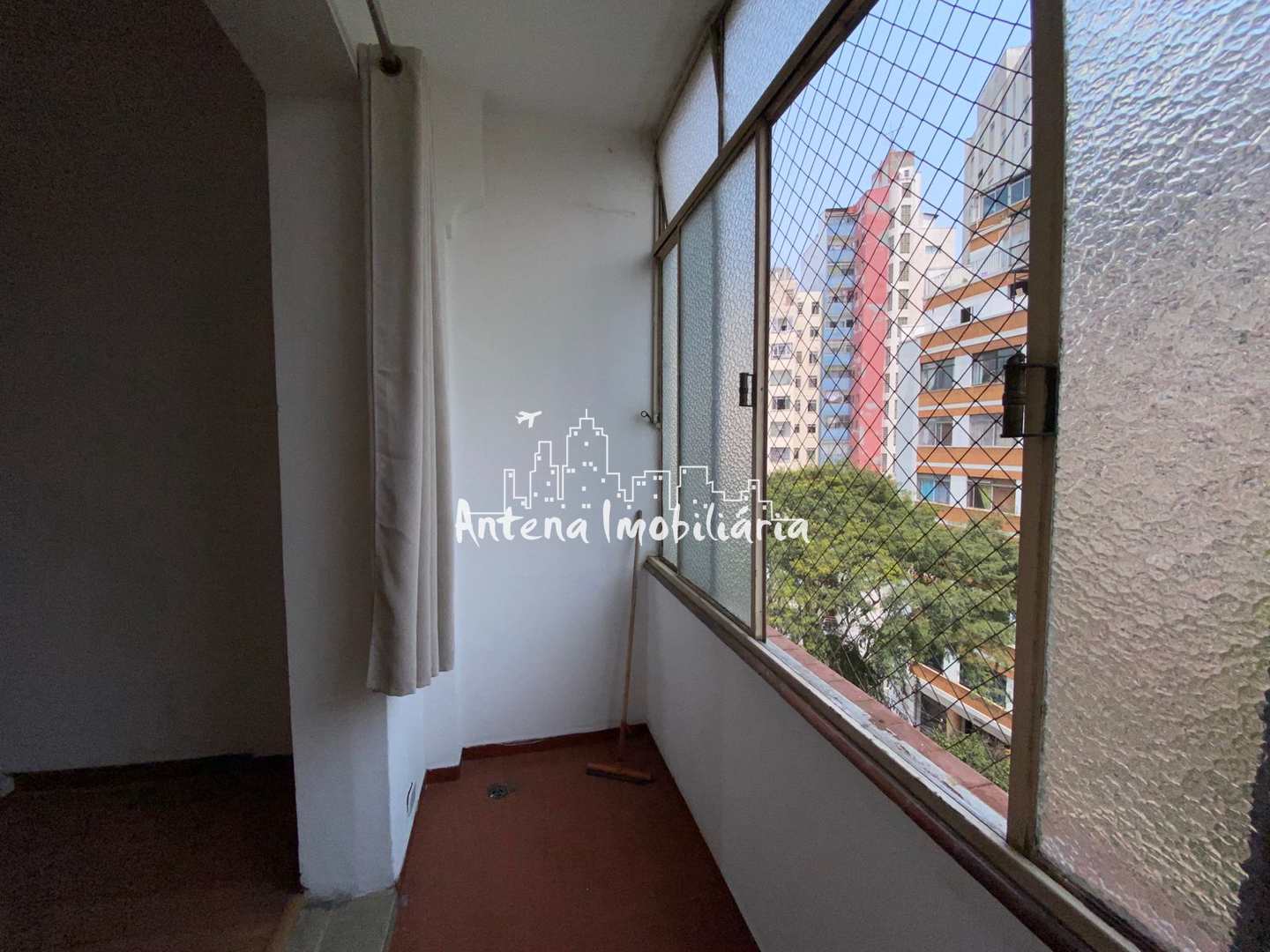 Apartamento à venda com 2 quartos, 70m² - Foto 8