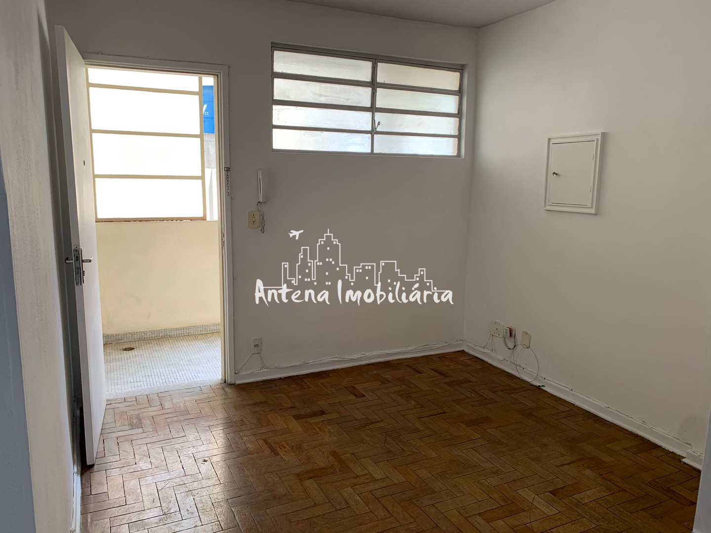 Apartamento à venda com 1 quarto, 36m² - Foto 2