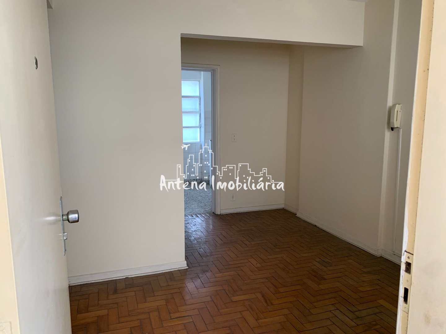 Apartamento à venda com 1 quarto, 36m² - Foto 1