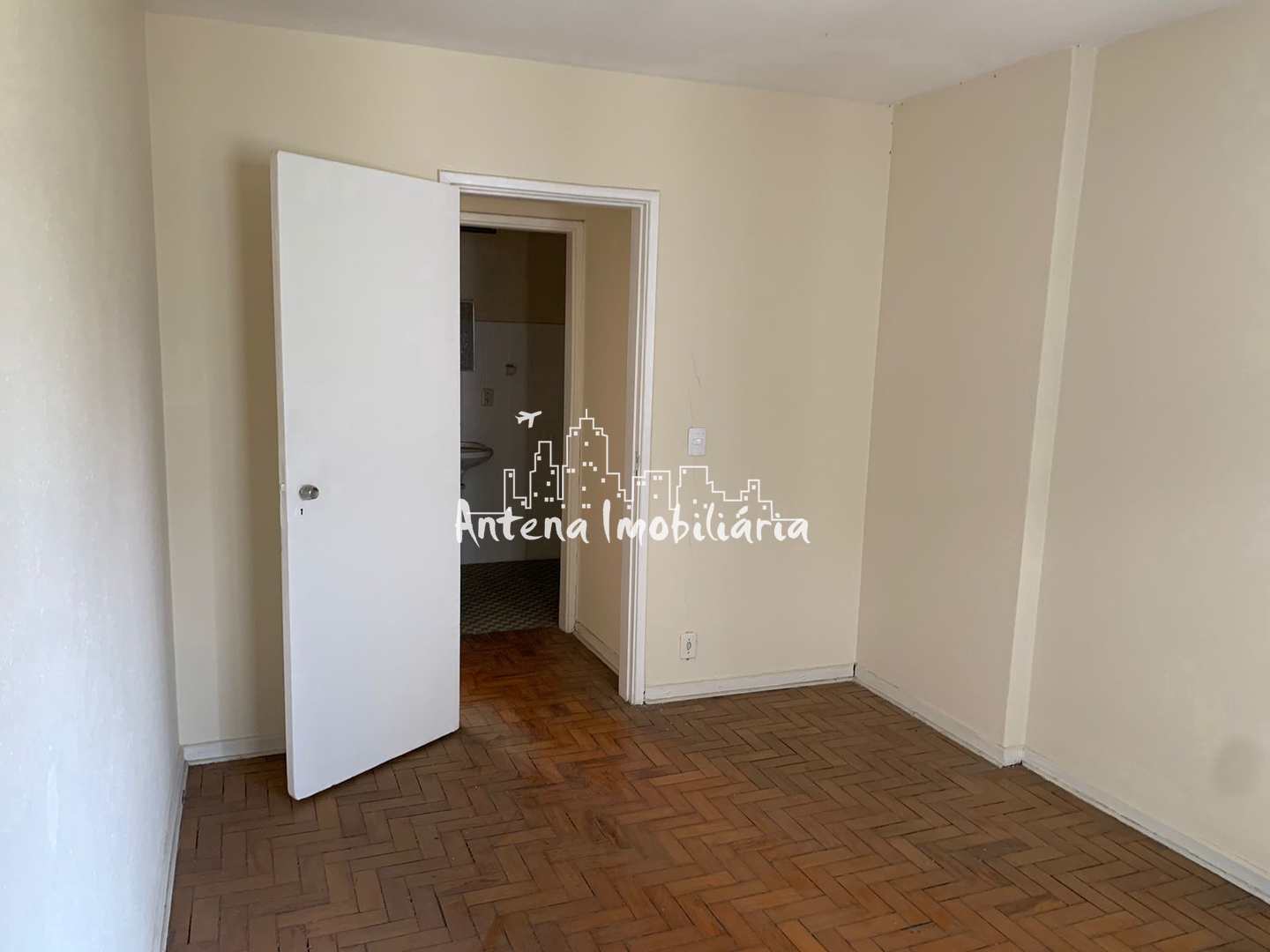 Apartamento à venda com 1 quarto, 36m² - Foto 6