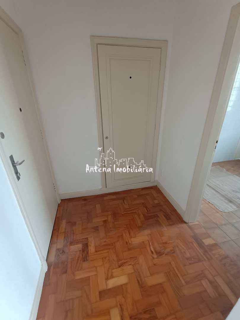 Apartamento para alugar com 2 quartos, 96m² - Foto 13