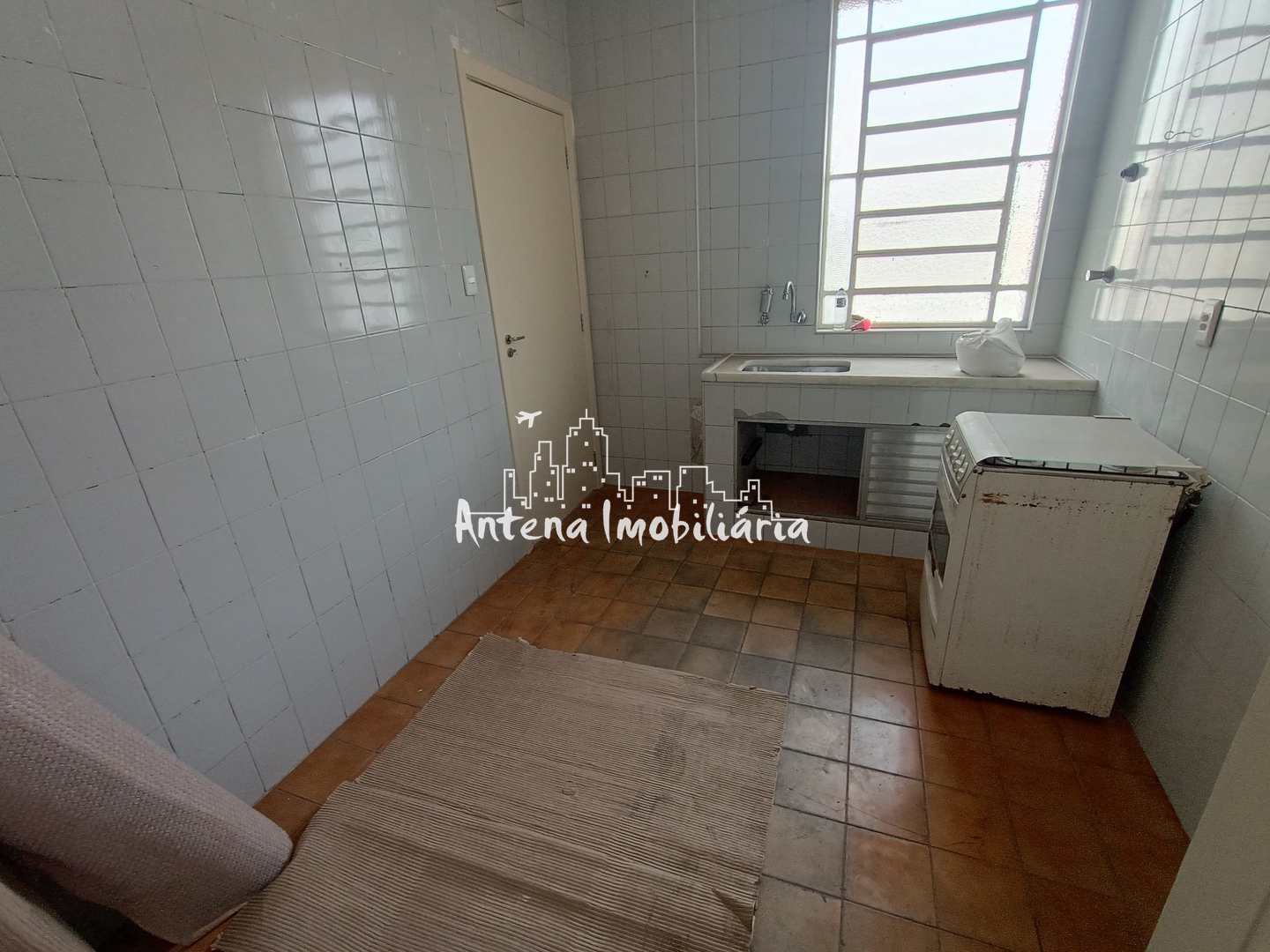 Apartamento para alugar com 2 quartos, 96m² - Foto 10