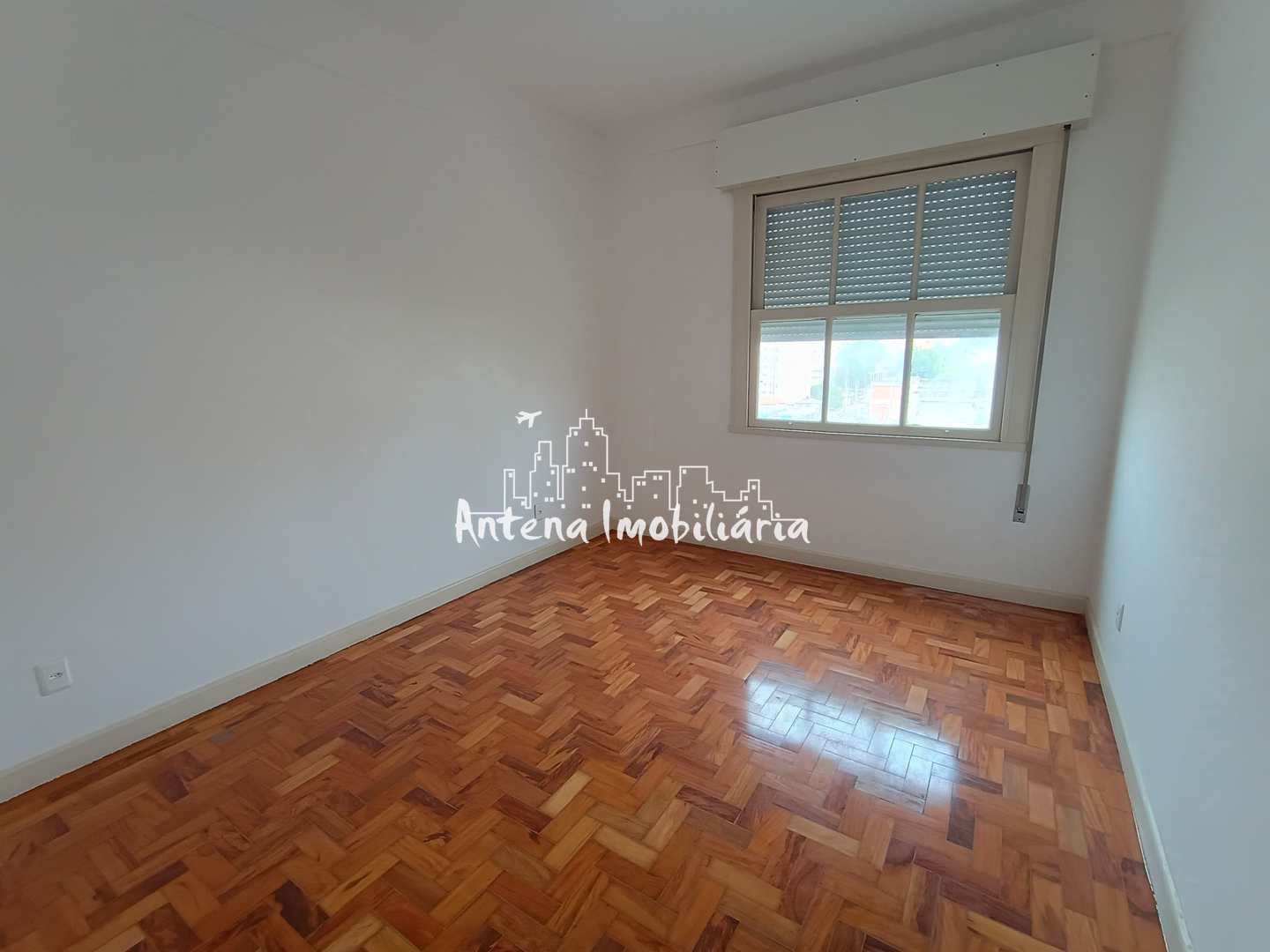 Apartamento para alugar com 2 quartos, 96m² - Foto 5