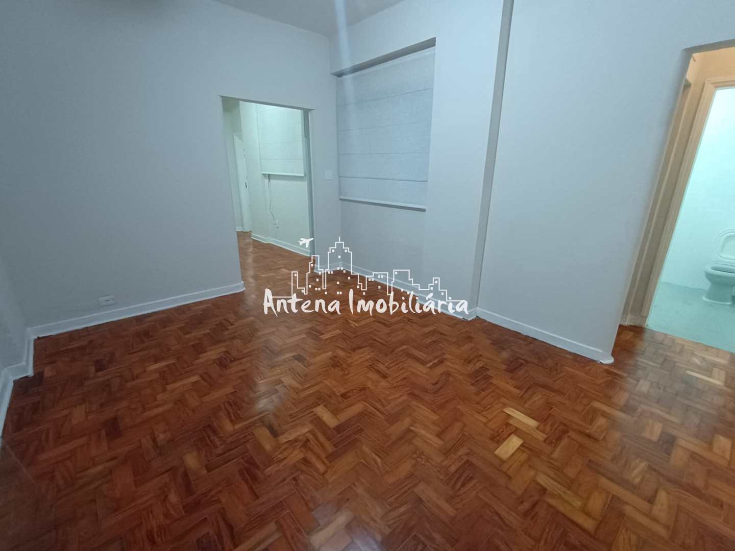 Apartamento à venda com 2 quartos, 118m² - Foto 2