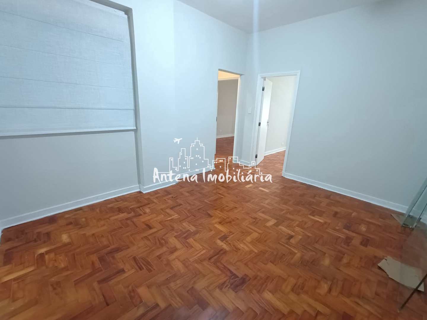 Apartamento à venda com 2 quartos, 118m² - Foto 3