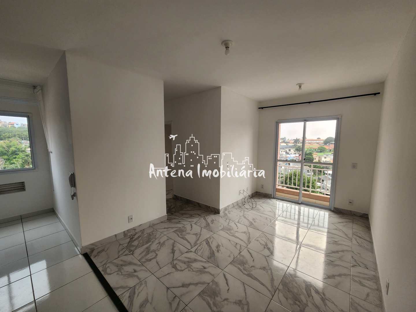 Apartamento para alugar com 2 quartos, 50m² - Foto 1