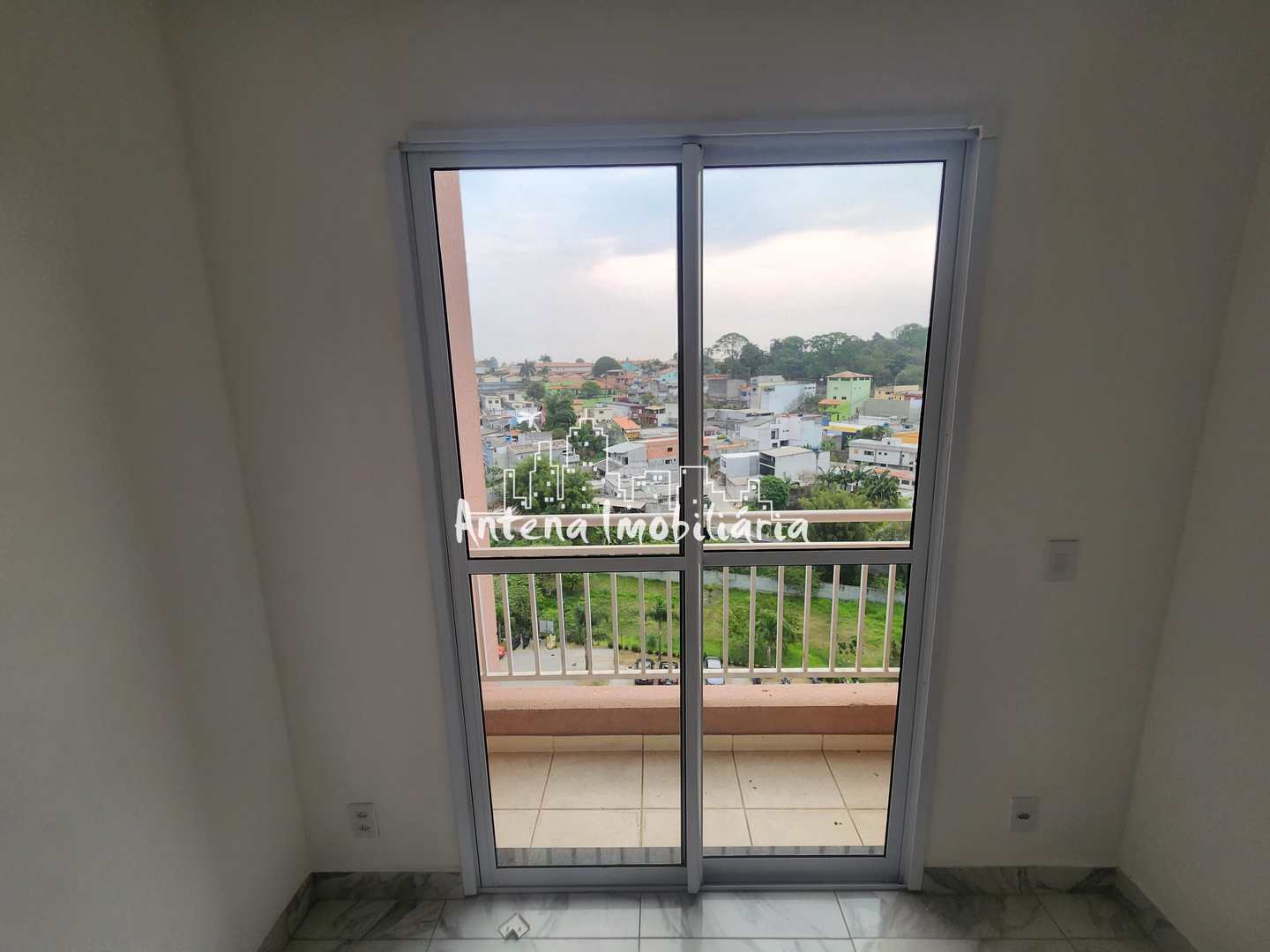 Apartamento para alugar com 2 quartos, 50m² - Foto 2