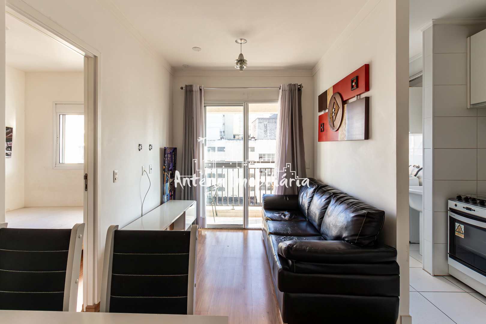 Apartamento à venda com 1 quarto, 36m² - Foto 1