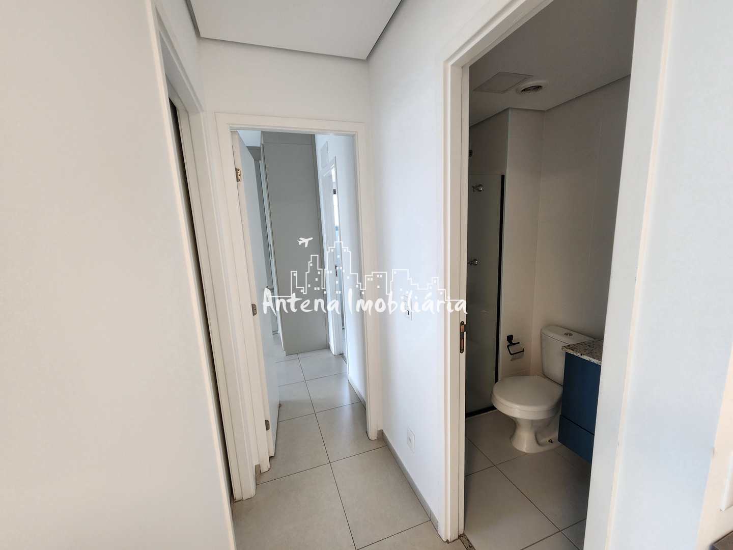 Apartamento à venda com 2 quartos, 70m² - Foto 7