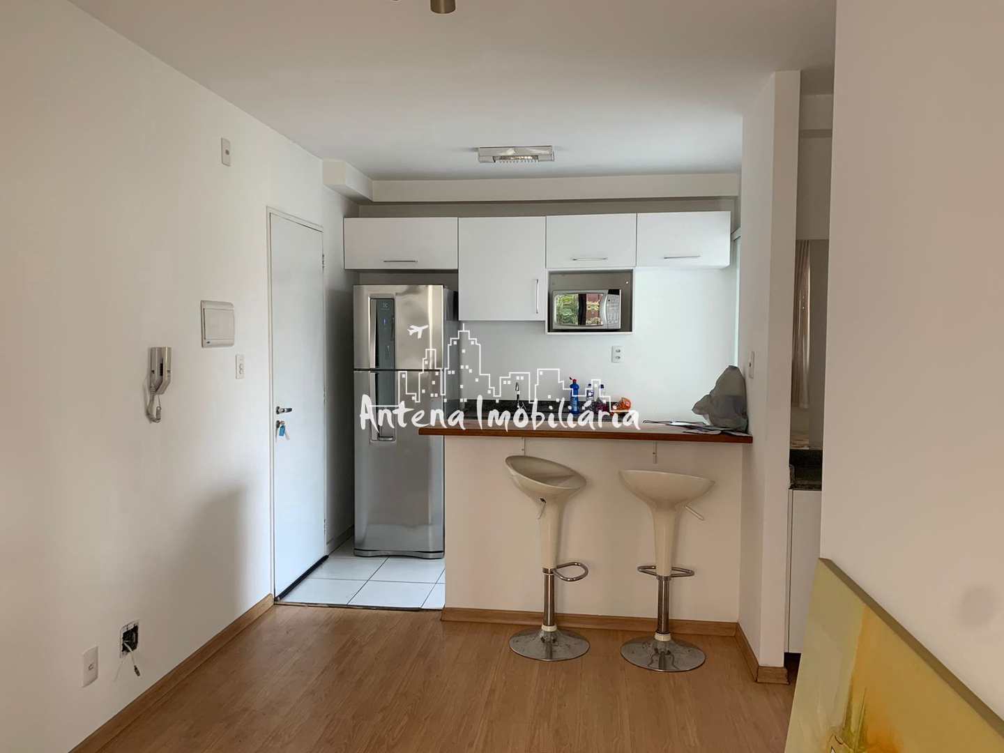 Apartamento à venda e aluguel com 1 quarto, 37m² - Foto 2