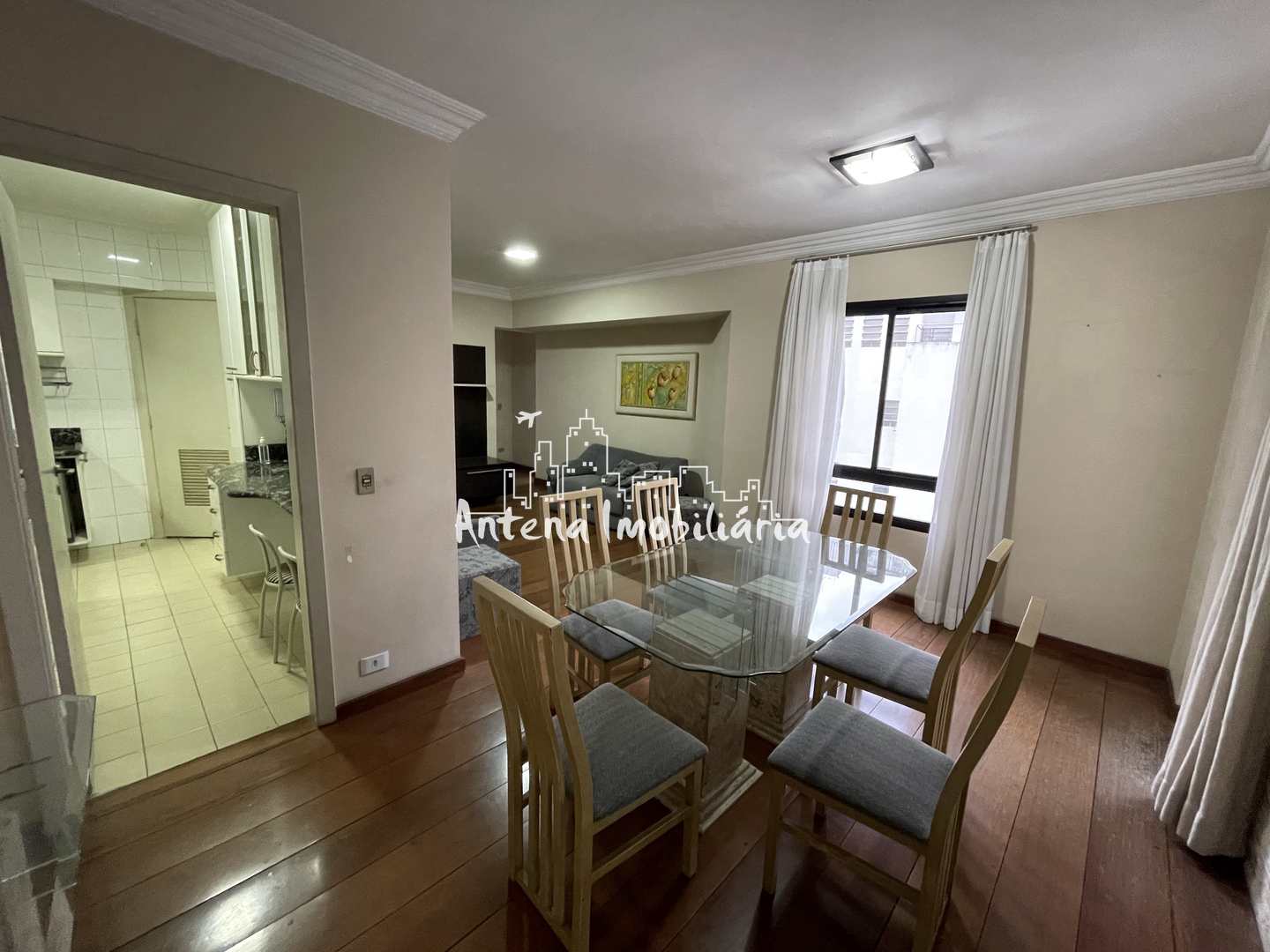 Apartamento à venda com 3 quartos, 94m² - Foto 1