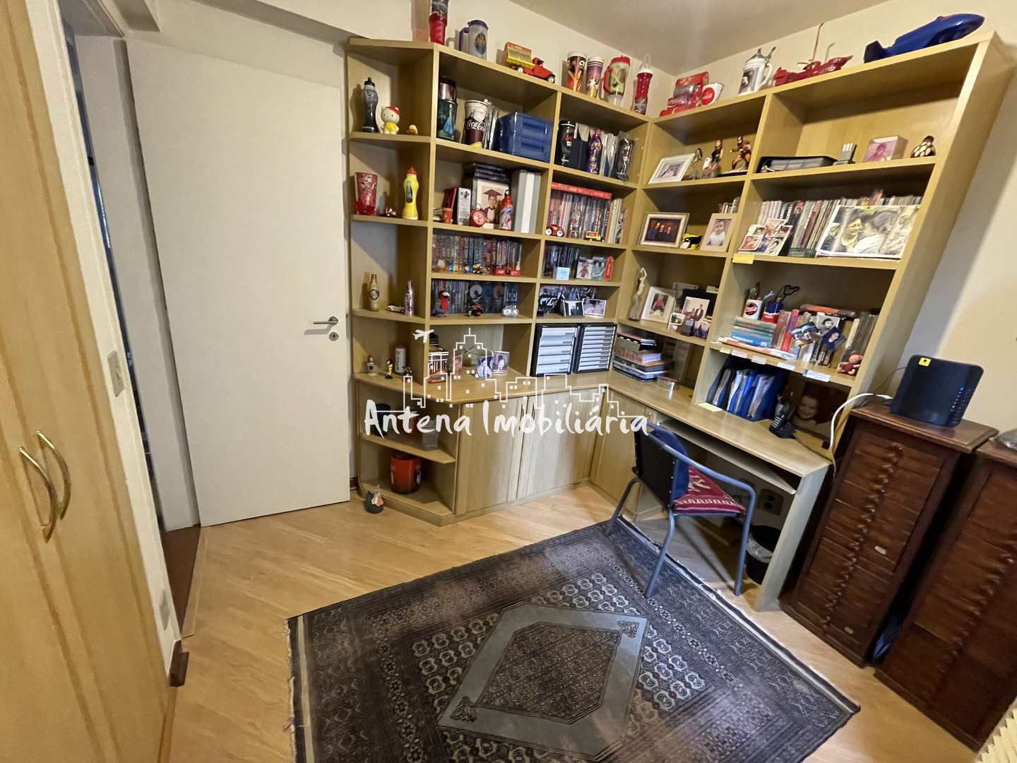 Apartamento à venda com 3 quartos, 94m² - Foto 13