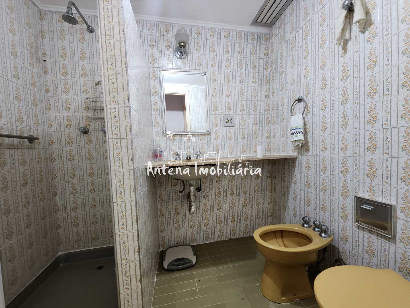 Apartamento à venda com 3 quartos, 127m² - Foto 11