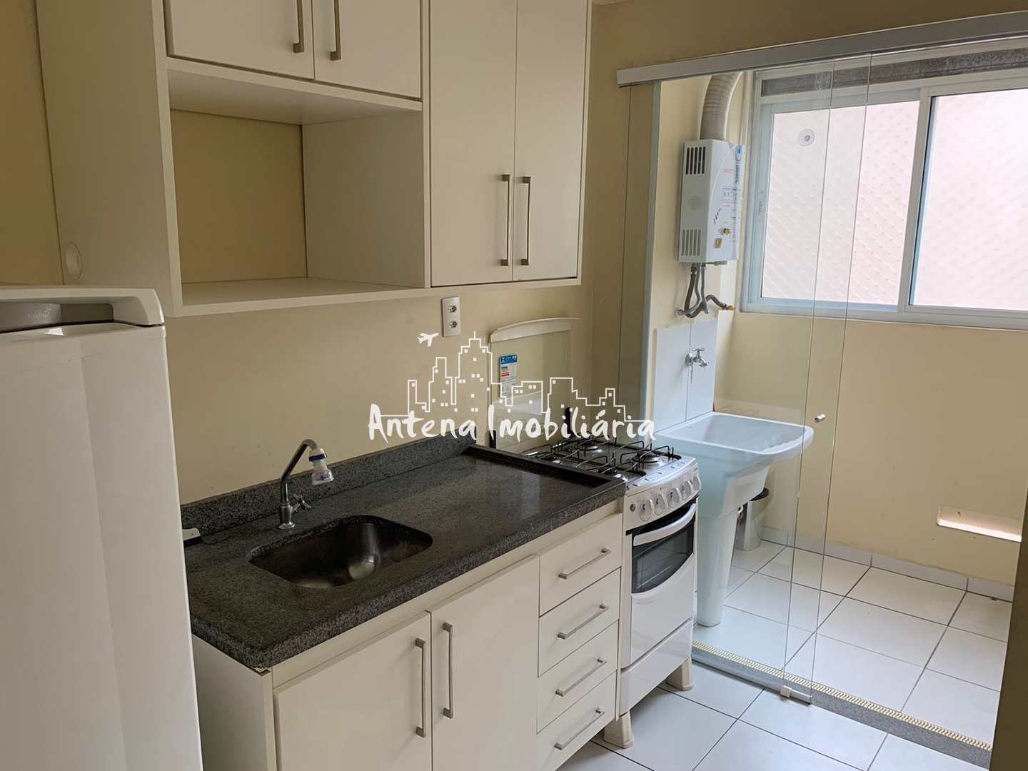 Apartamento à venda com 1 quarto, 41m² - Foto 11