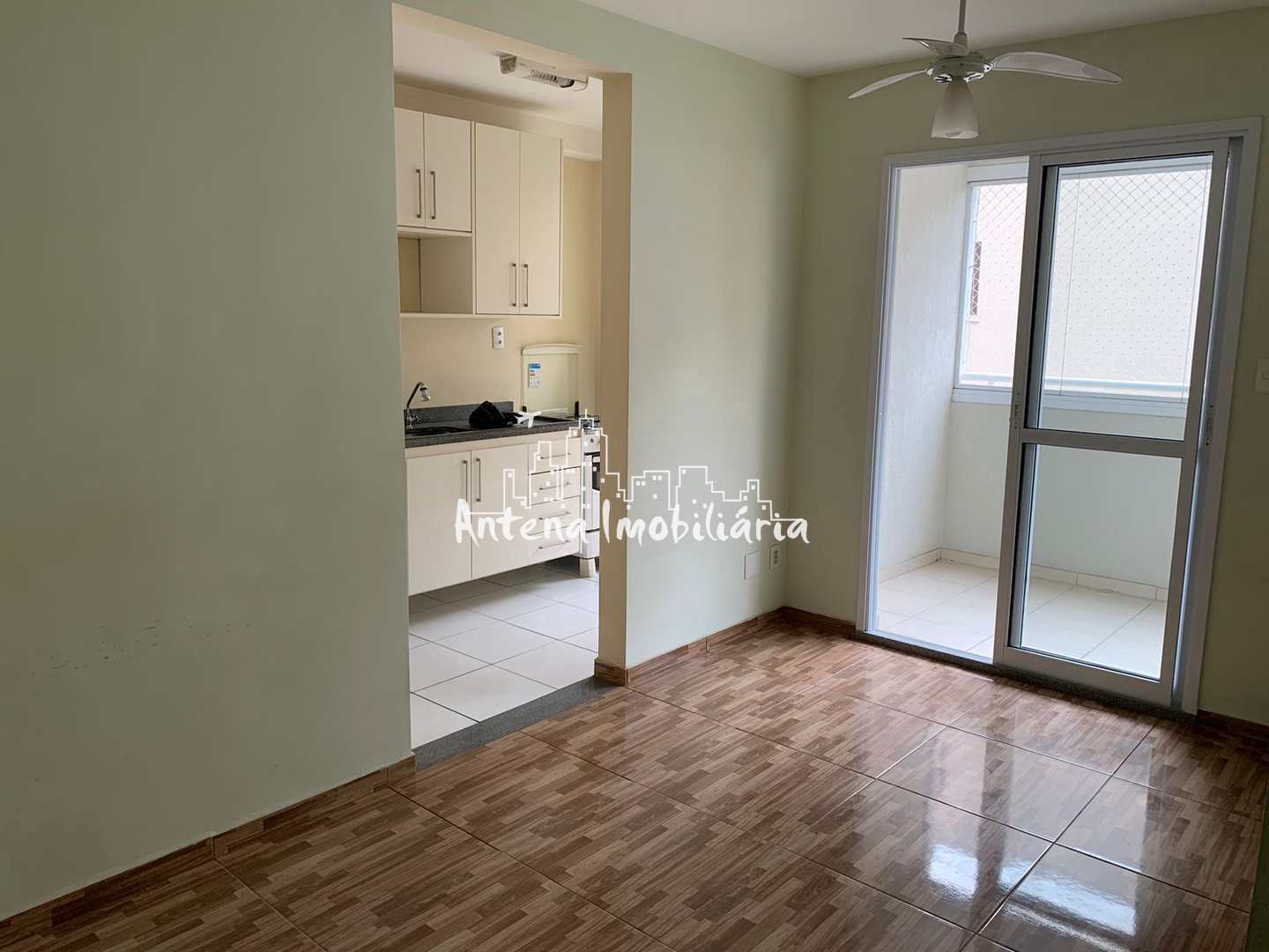 Apartamento à venda com 1 quarto, 41m² - Foto 4