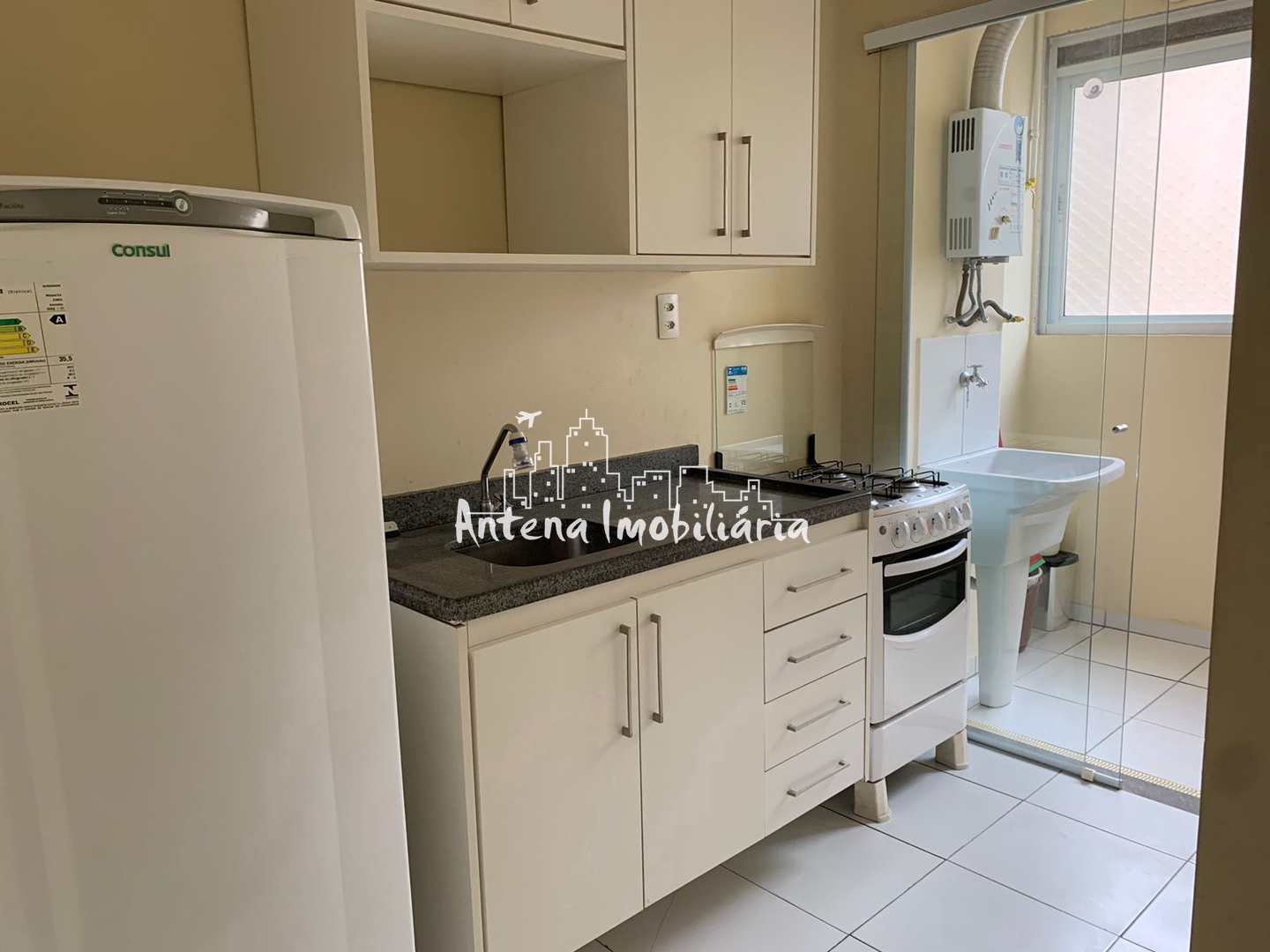 Apartamento à venda com 1 quarto, 41m² - Foto 13