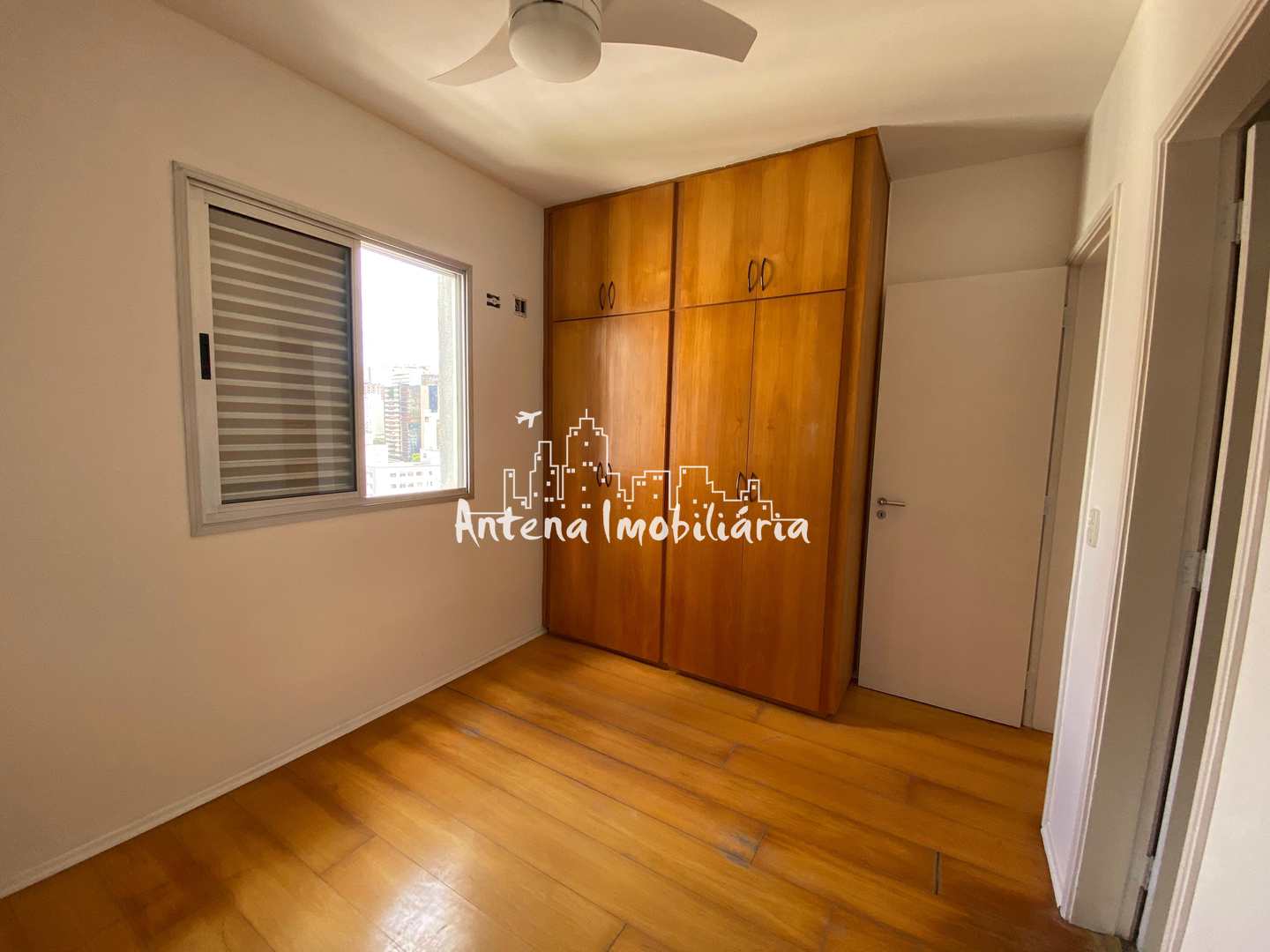 Apartamento para alugar com 1 quarto, 50m² - Foto 9