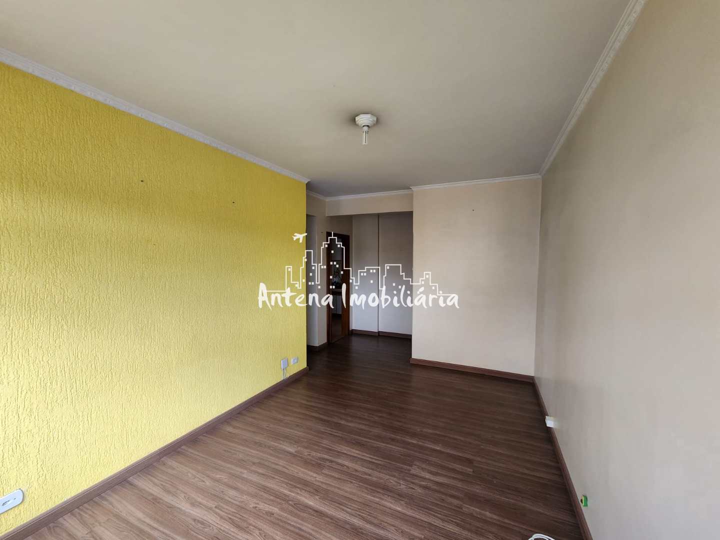 Apartamento à venda e aluguel com 3 quartos, 95m² - Foto 3