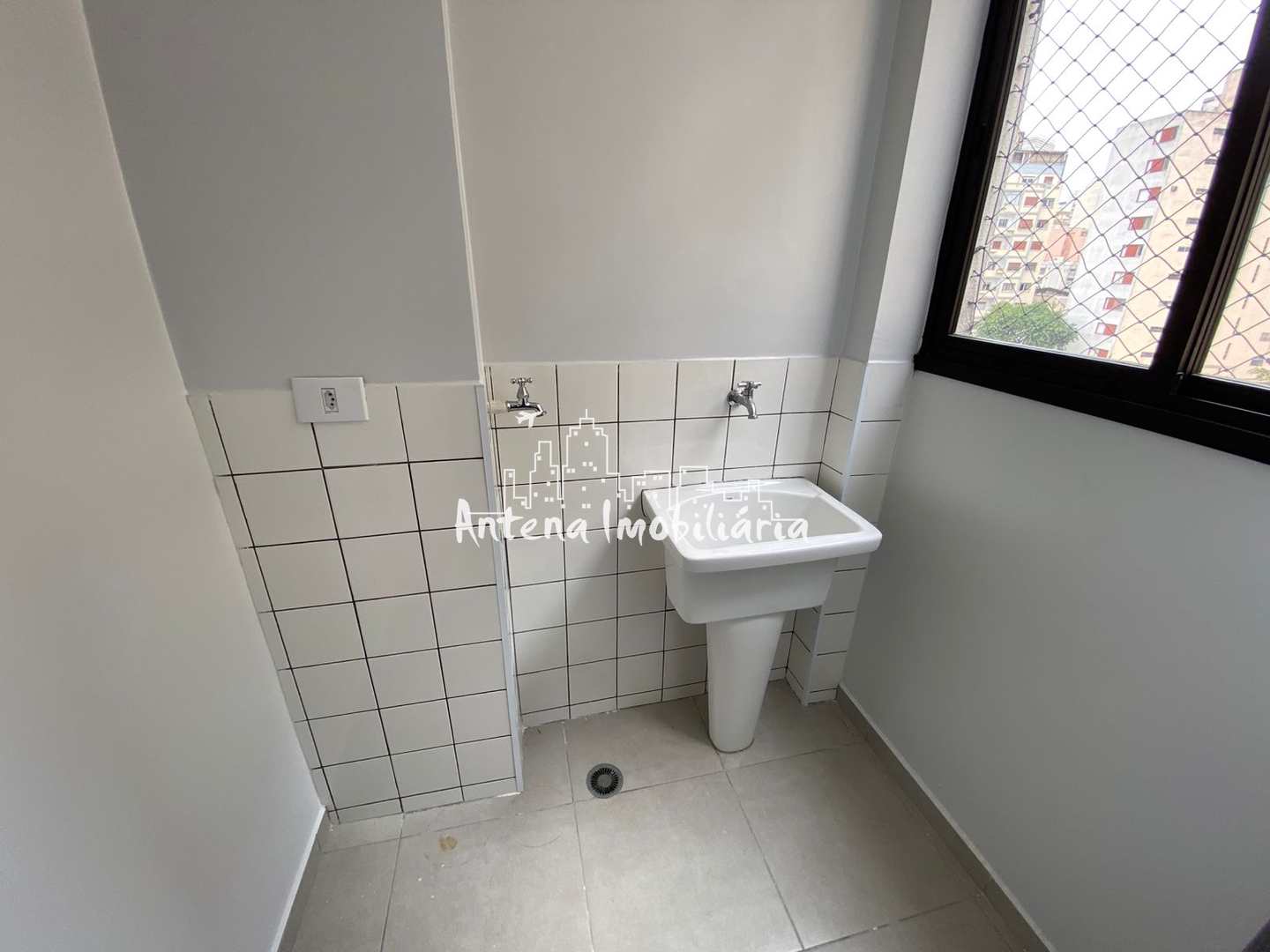 Apartamento para alugar com 1 quarto, 55m² - Foto 13