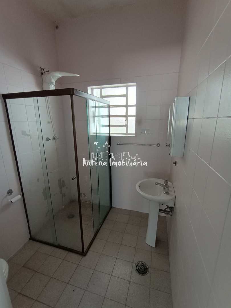 Apartamento para alugar com 3 quartos, 250m² - Foto 13