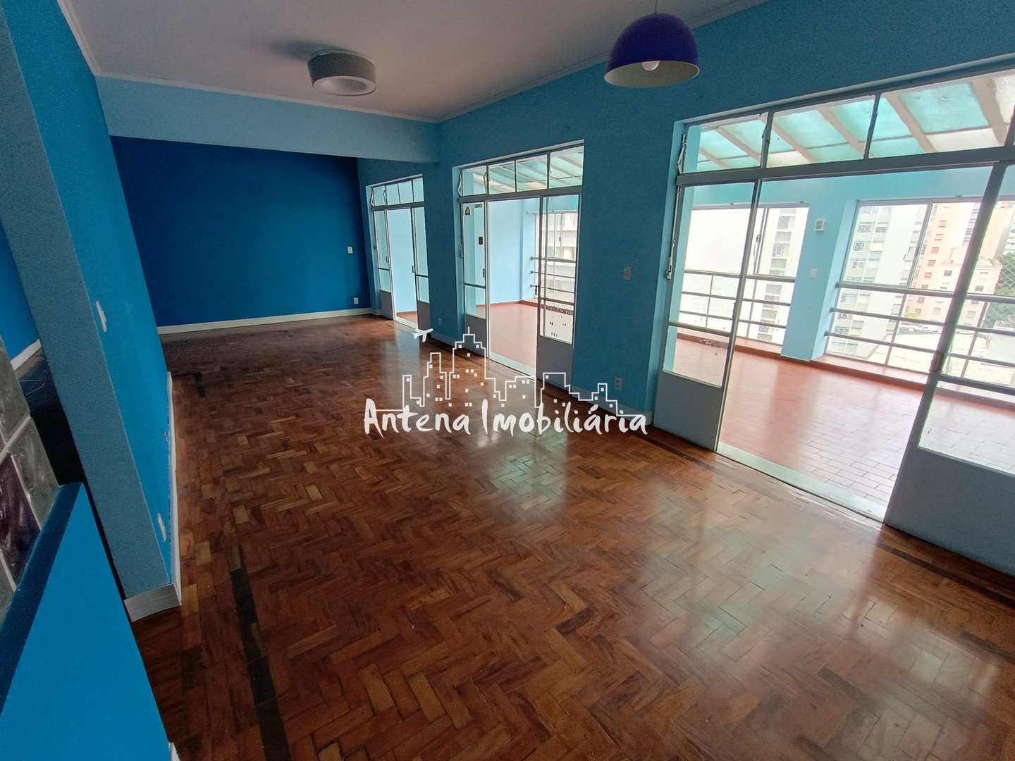 Apartamento para alugar com 3 quartos, 250m² - Foto 1