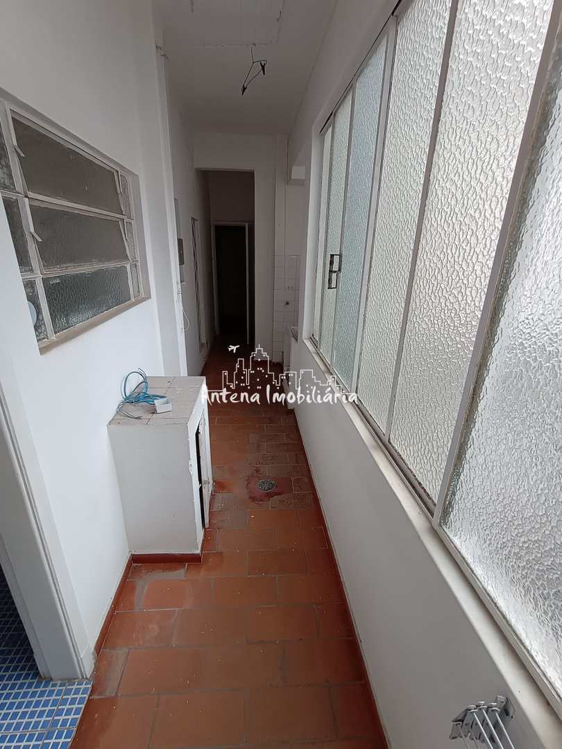 Apartamento para alugar com 3 quartos, 250m² - Foto 23