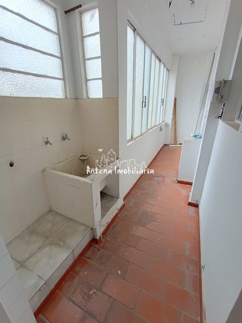 Apartamento para alugar com 3 quartos, 250m² - Foto 22