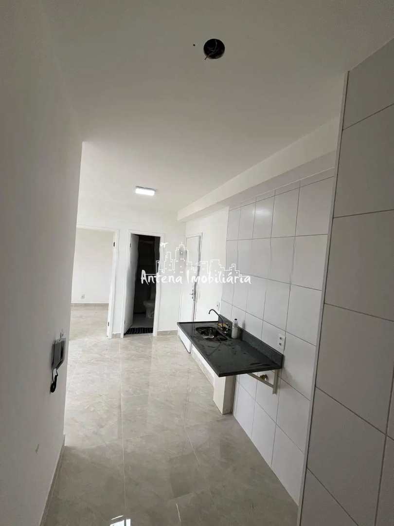 Apartamento para alugar com 2 quartos, 34m² - Foto 4