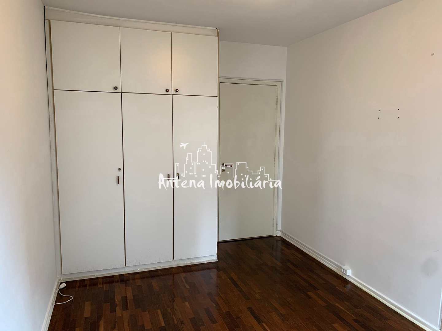 Apartamento à venda com 1 quarto, 60m² - Foto 6