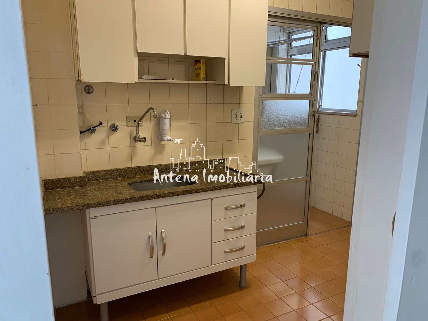 Apartamento à venda com 1 quarto, 60m² - Foto 9