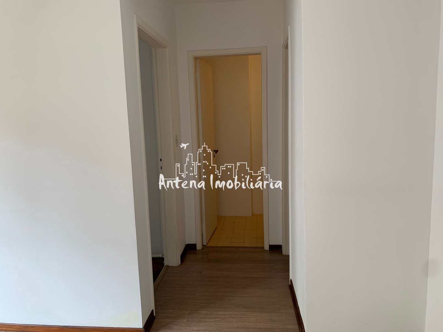 Apartamento à venda com 1 quarto, 60m² - Foto 4