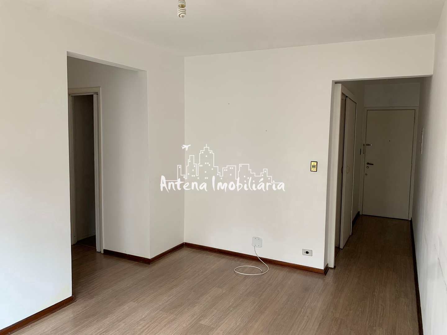 Apartamento à venda com 1 quarto, 60m² - Foto 3