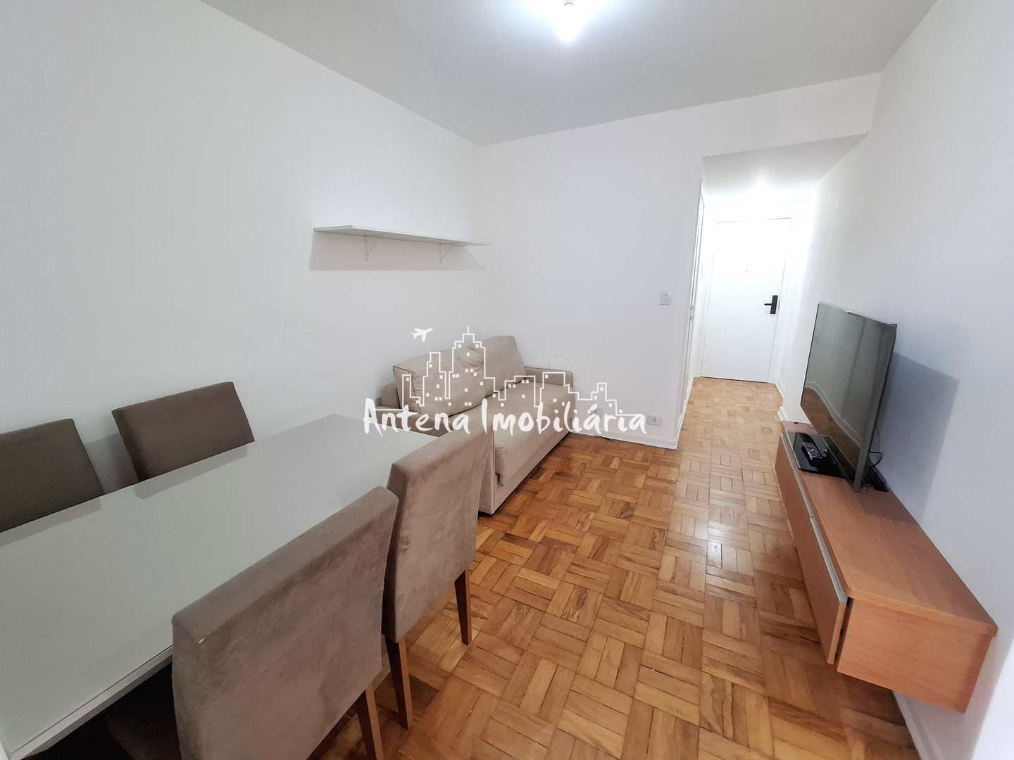 Apartamento à venda com 1 quarto, 37m² - Foto 1