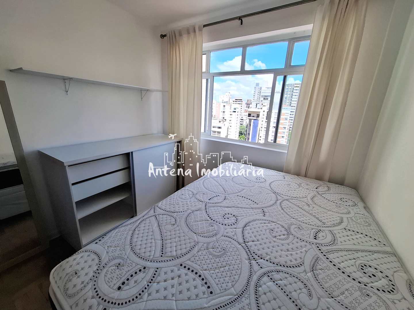 Apartamento à venda com 1 quarto, 37m² - Foto 8