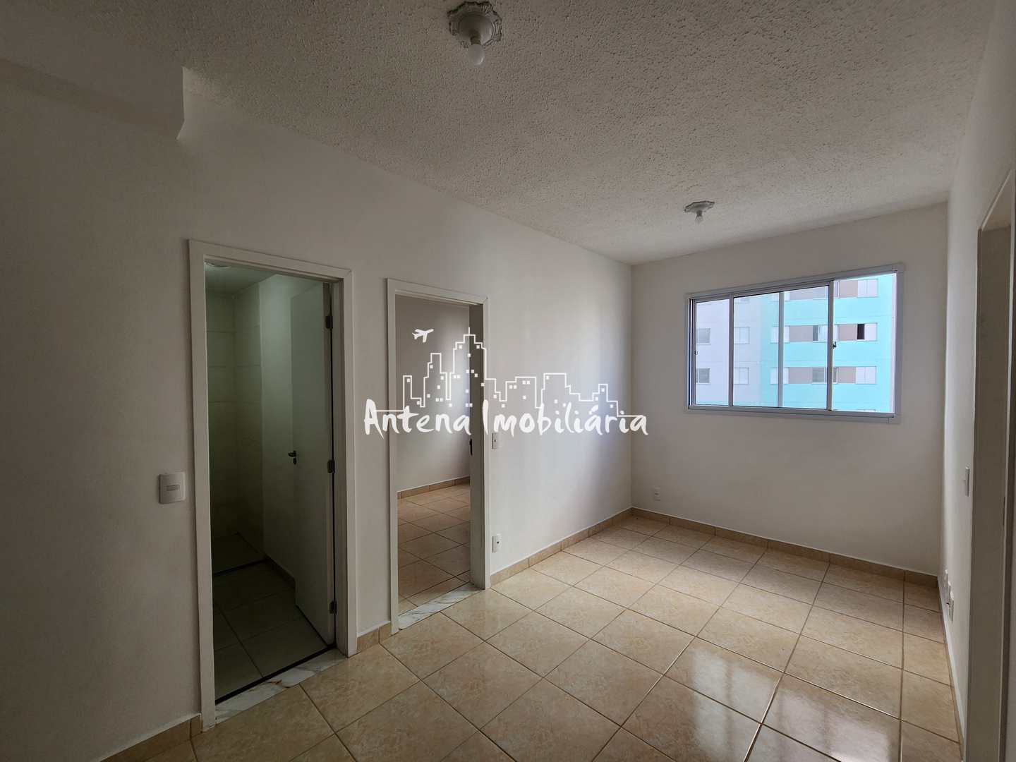 Apartamento para alugar com 2 quartos, 42m² - Foto 2