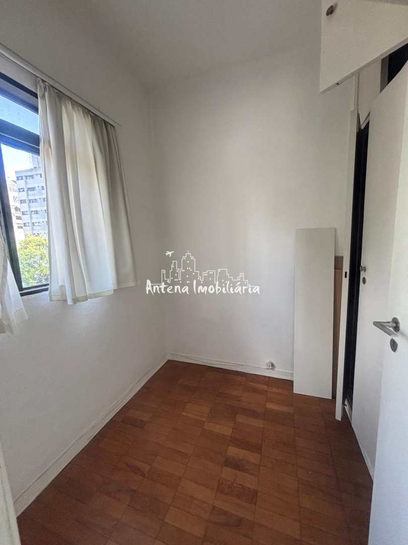 Apartamento à venda com 3 quartos, 220m² - Foto 18