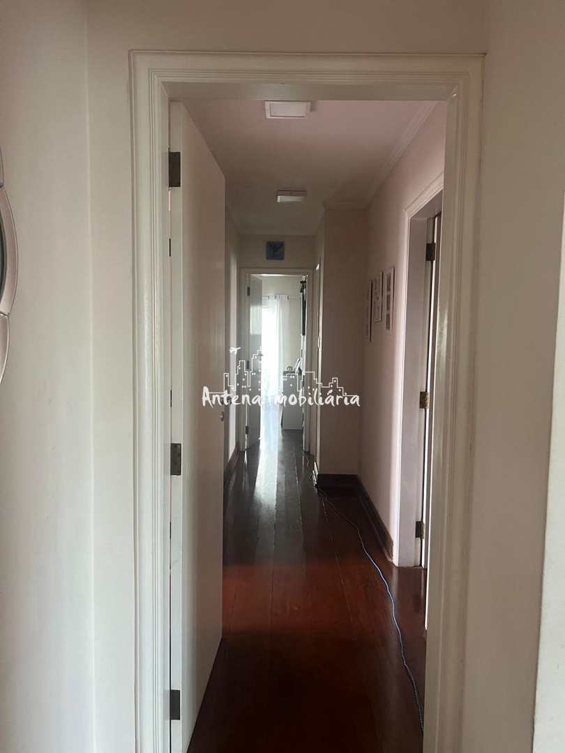 Apartamento à venda com 3 quartos, 221m² - Foto 11